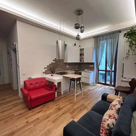 Gam Gam Isola Room Rent Милан Экстерьер фото